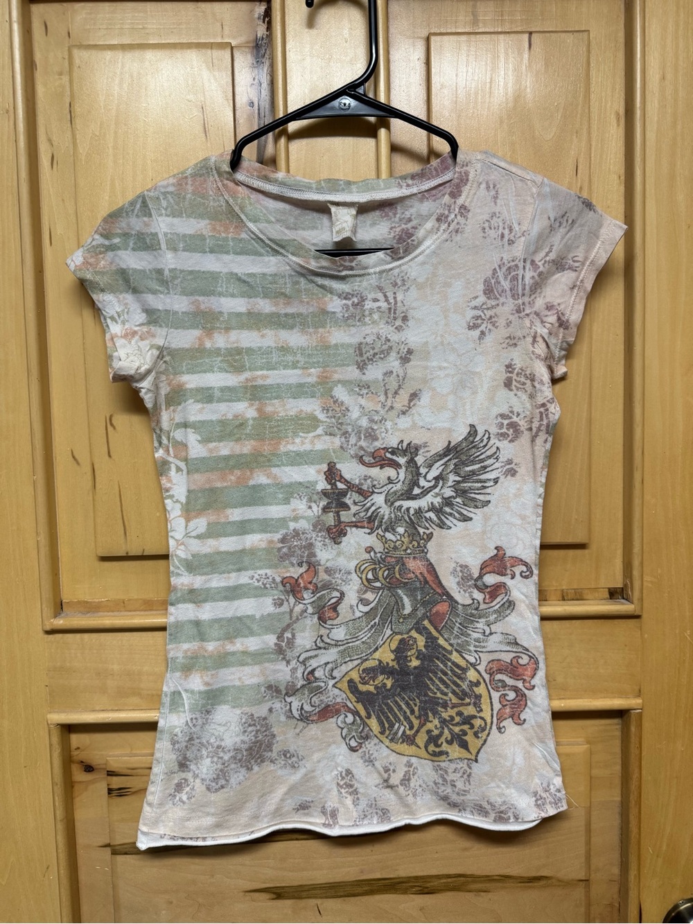 Womens Y2K Graphic Crest Short Sleeve Tee - Cream & Green